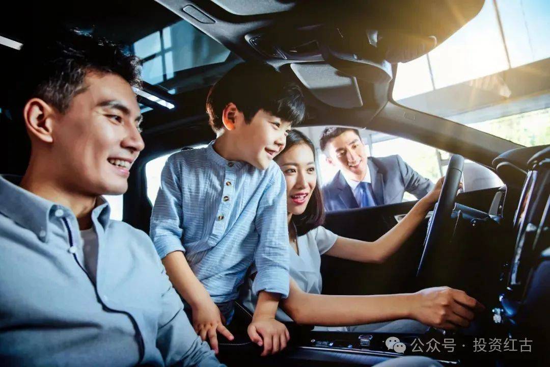 政策+市场+行业：汽车产业突围的“三叉戟”
